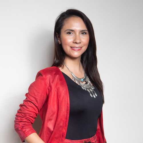 Claudia González M.